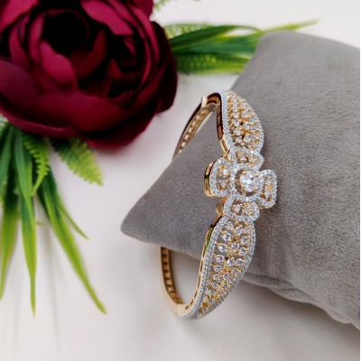 Adorable American Diamond Bracelet 